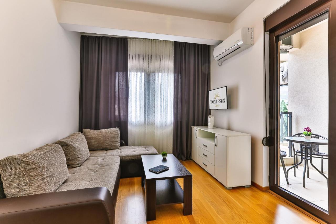 City Montesun Apartments Будва Екстер'єр фото