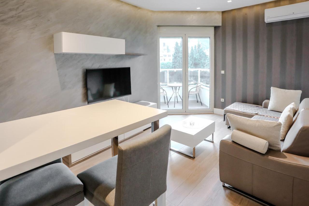 City Montesun Apartments Будва Екстер'єр фото
