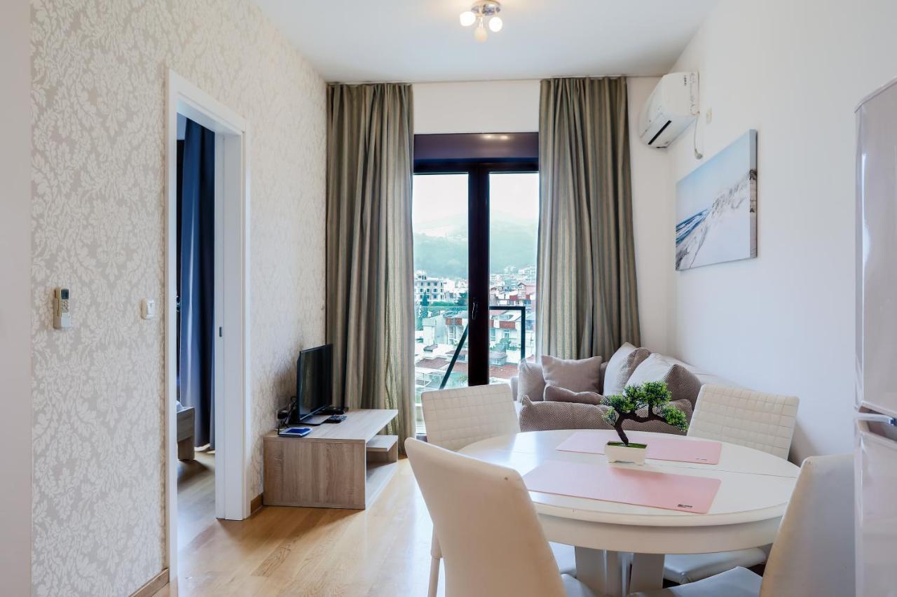 City Montesun Apartments Будва Екстер'єр фото