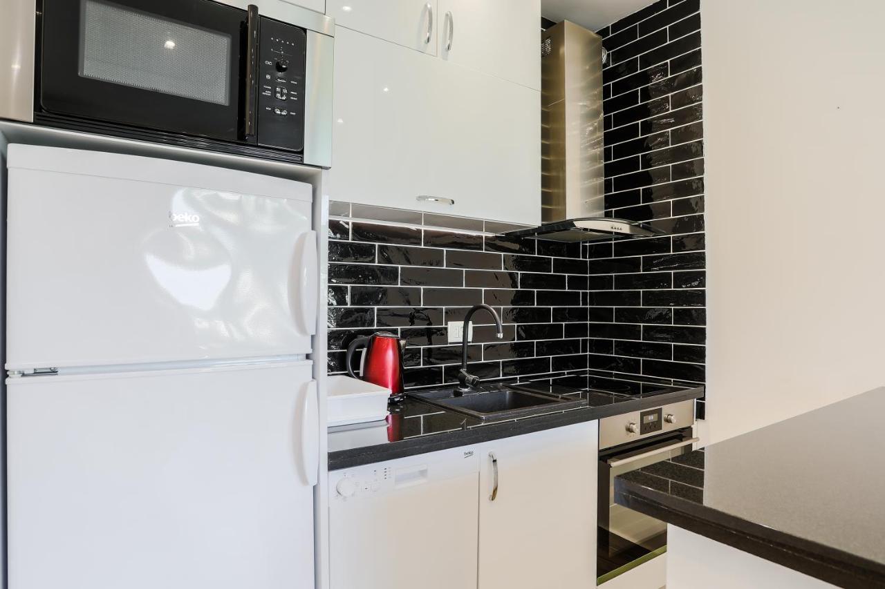 City Montesun Apartments Будва Екстер'єр фото